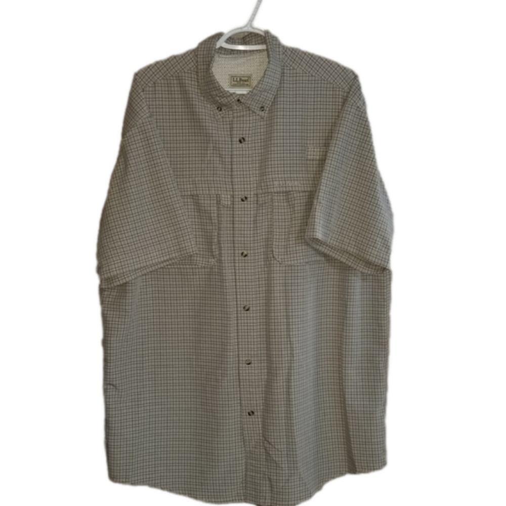 L.L. Bean Vented Short Sleeve Button Down Fishing Shirt Label Reads Size LTall